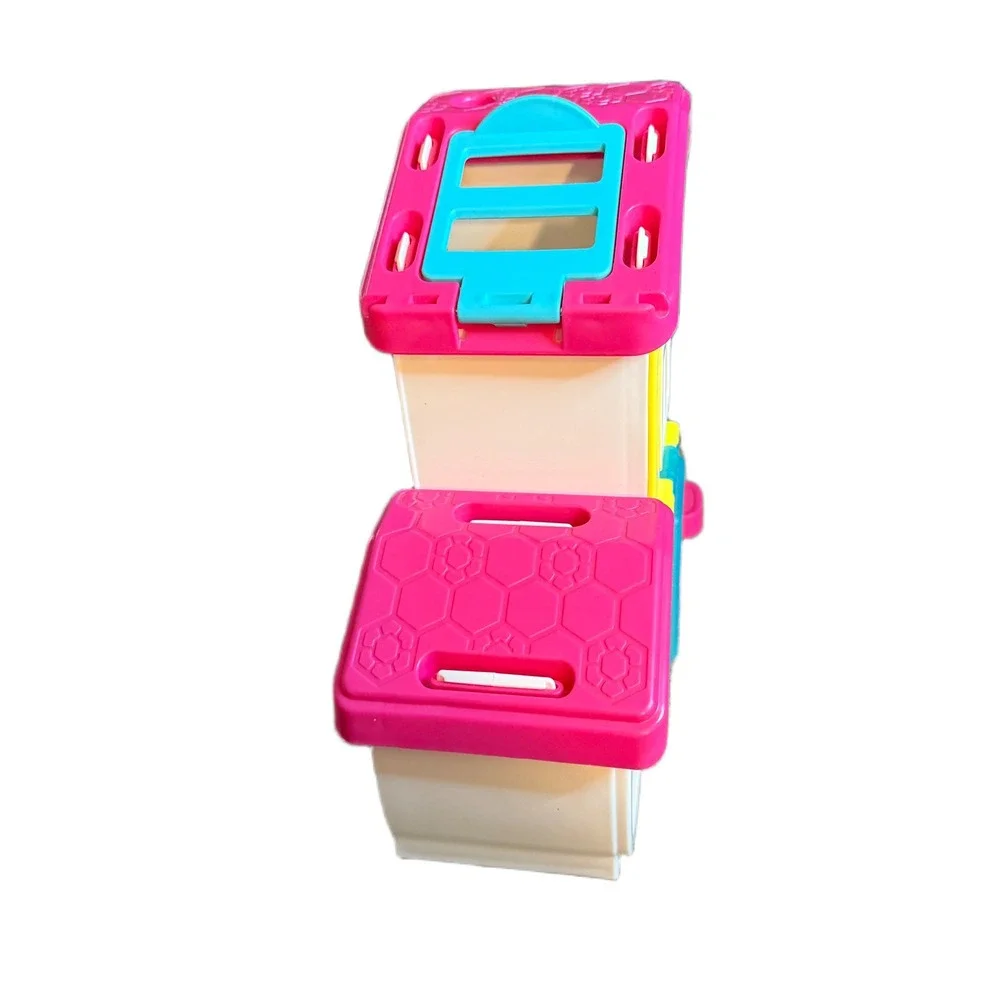 Fisher Price Little People Barbie Pet‎ Grooming Boutique and Animal Stable Set